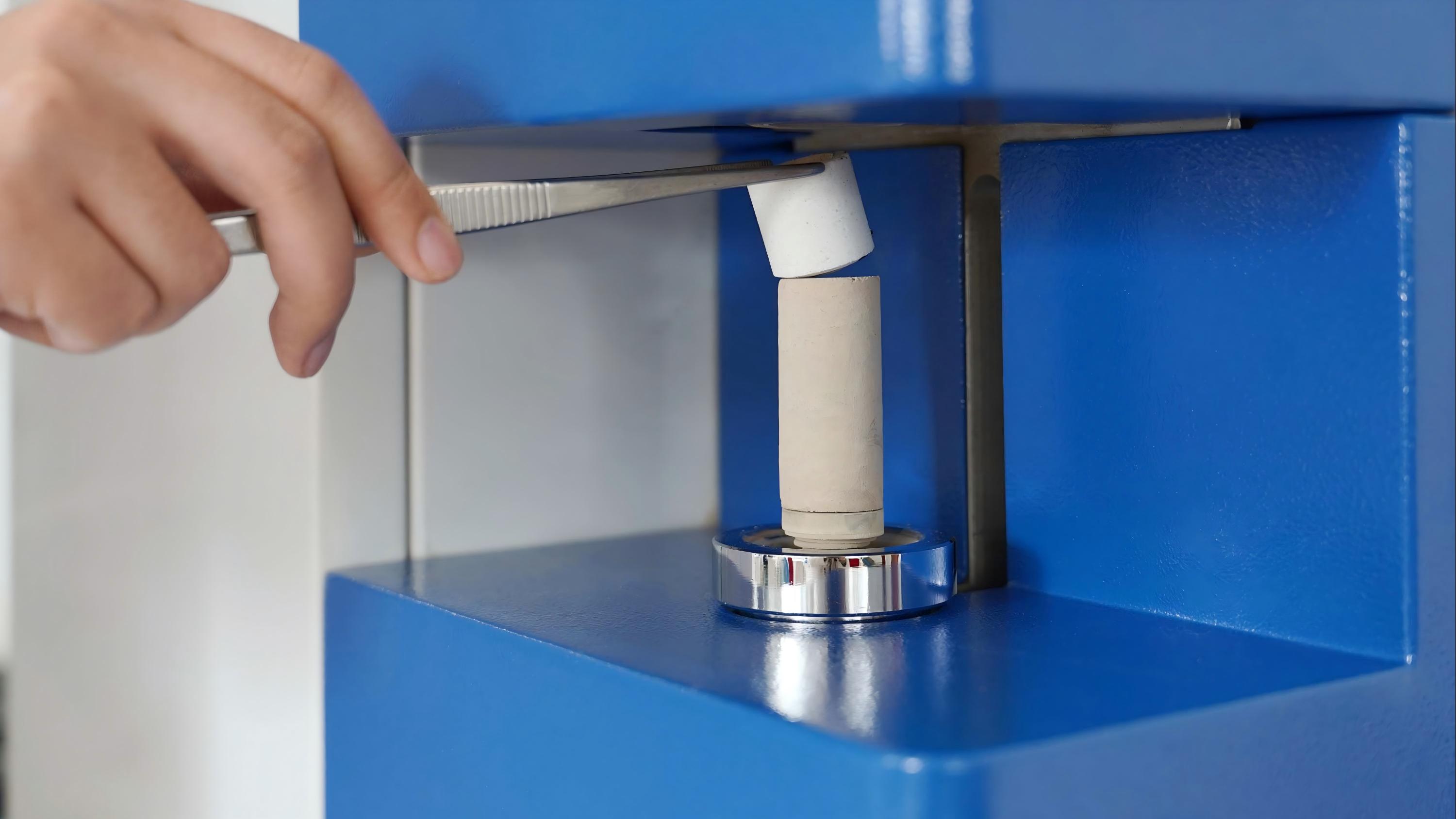 Анализатор углерода и серы CS 8820S для чугуна