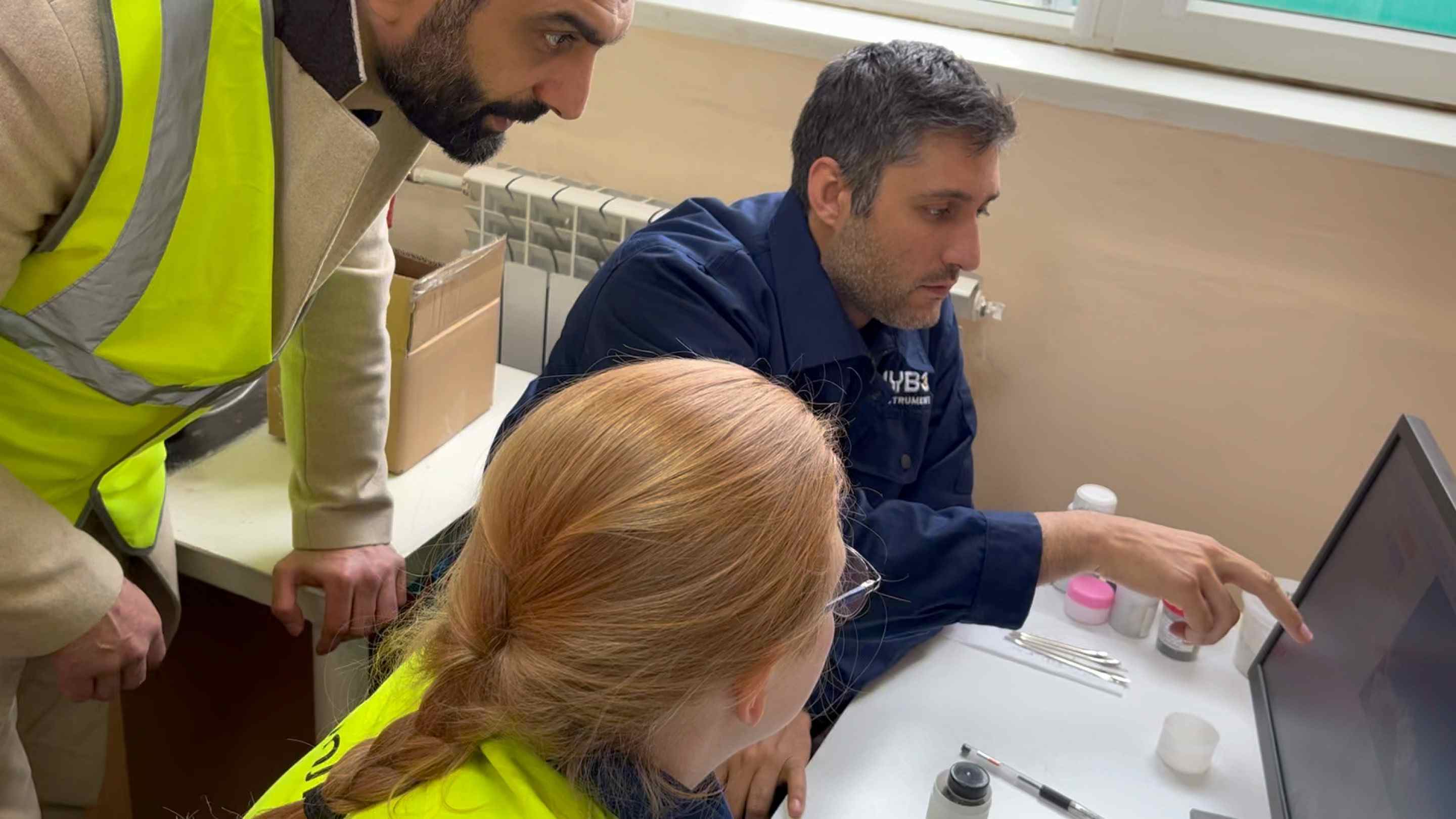 Анализатор содержания серы и углерода CS8800S для кирпича и цемента